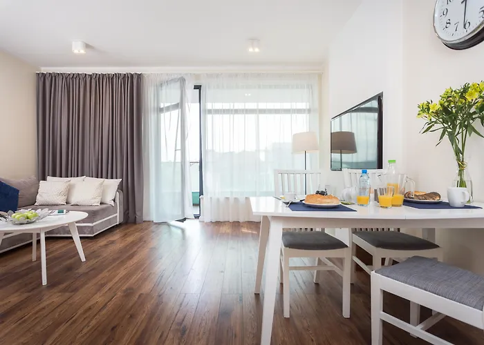 Inpoint Smart Apartments מלון דירות 4*