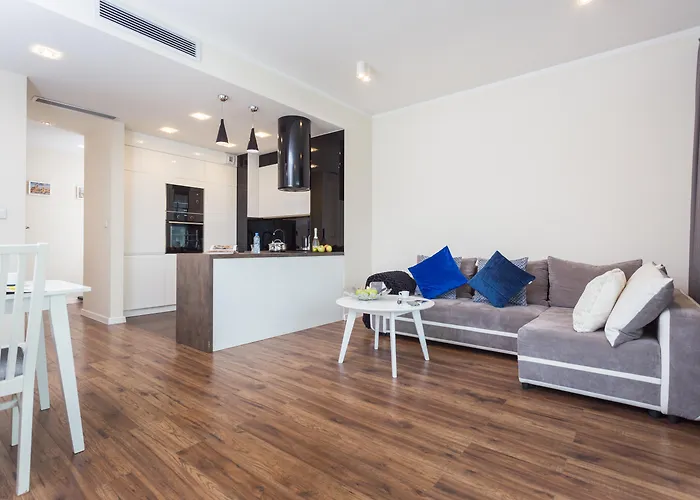 Inpoint Smart Apartments 4*