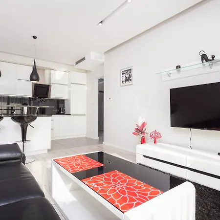 Inpoint Hotel apartamentowy 4*