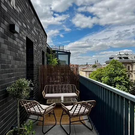 Inpoint Hotel apartamentowy 4*