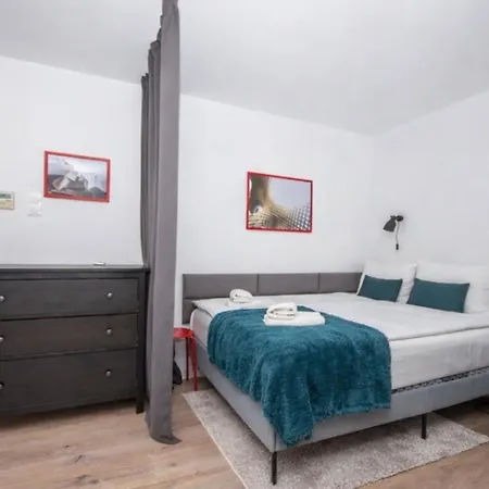 Inpoint Smart Aparthotel