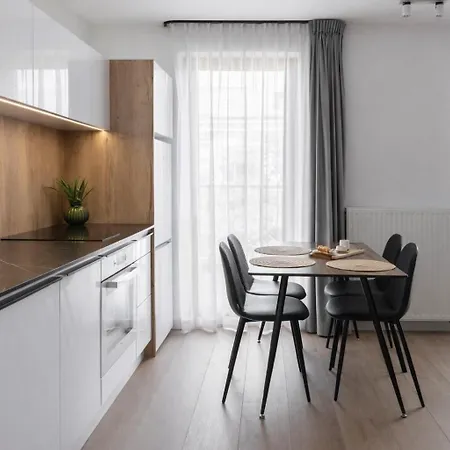Inpoint Smart Aparthotel 4*