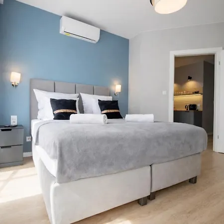 Aparthotel Inpoint Smart 4*