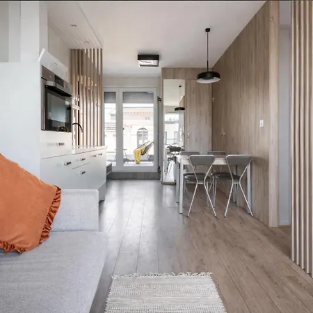 Inpoint Smart Aparthotel 4*