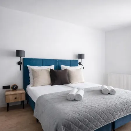 Inpoint Smart Aparthotel 4*