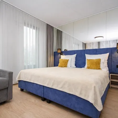 Aparthotel Inpoint Smart 4*