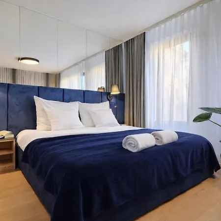 Inpoint Smart Apartahotel 4*