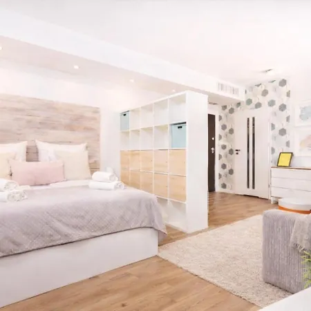 Inpoint Smart Aparthotel Krakau