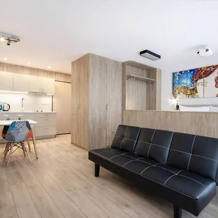 Inpoint Smart Aparthotel