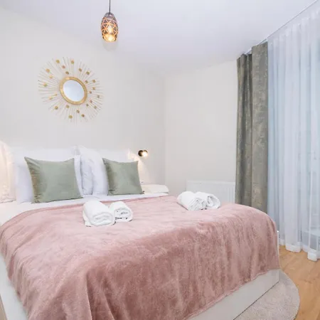 Inpoint Smart Aparthotel Krakau