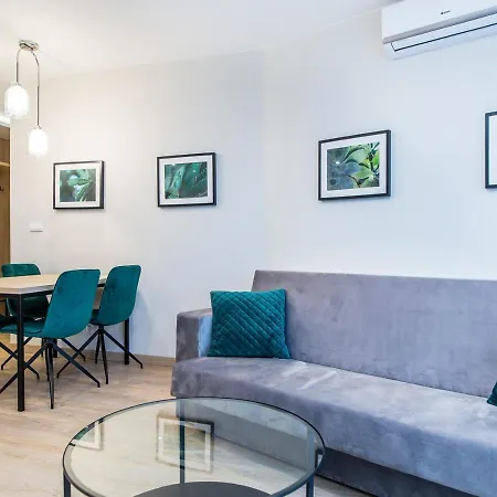 Inpoint With Parking Available Aparthotel Krakow