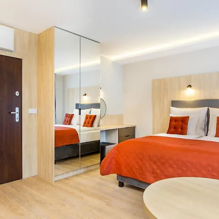 Inpoint With Parking Available Aparthotel Krakow